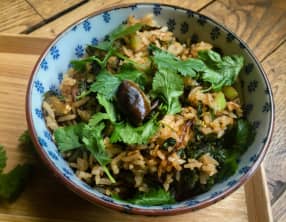 Un riz sauté au kale et à l’aubergine