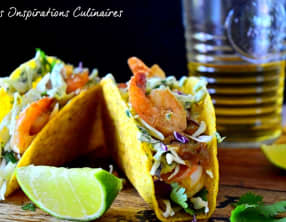 Tacos aux crevettes sauce salsa