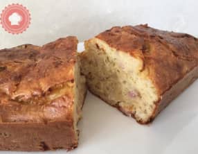 Cake au camembert et lardons