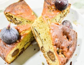 Gâteau moelleux figues et vanille