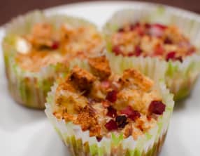 Muffins au camembert et aux lardons fumés