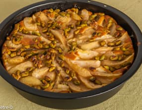 Gâteau de poires à la ricotta et aux pistaches