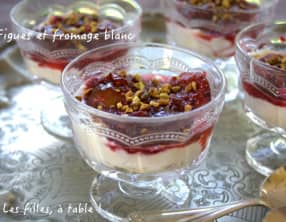 Verrines de figues, fromage blanc et miel