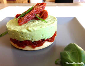 Cheesecake à l'avocat et tomate confite