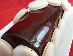 Bûche chocolat, praliné et brownies