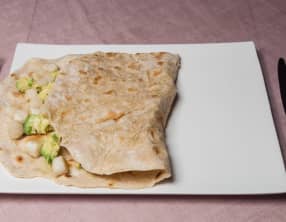 Tortilla aux saint jacques et avocat