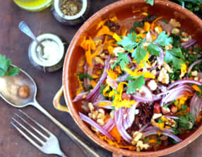 Salade de potimarron cru, noisettes, noix et huile de noisettes