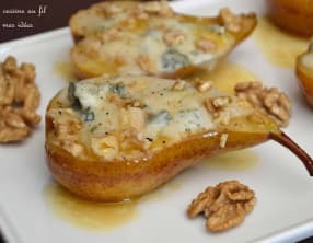Poires fondantes au miel, noix et gorgonzola