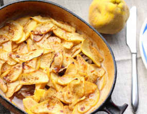 Côtes de porc au four aux coings et à la bière