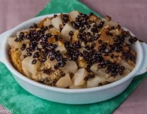 Pain perdu aux poires et aux pépites de chocolat