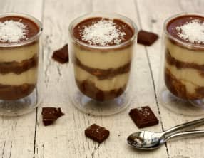 Tiramisu à la noix de coco et chocolat