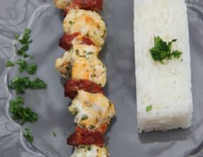 Brochettes de lotte au chorizo à la plancha