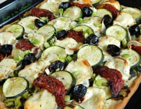 Pizza aux courgettes et au Sainte-Maure de Touraine selon Alain Ducasse