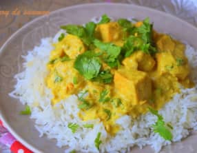 Saumon au lait de coco et au curry