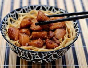 Poulet laqué au miel et à la sauce soja