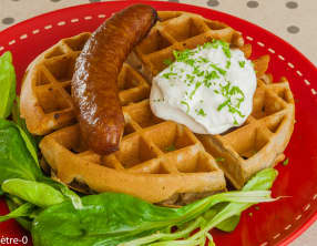 Gaufres de sarrasin aux saucisses