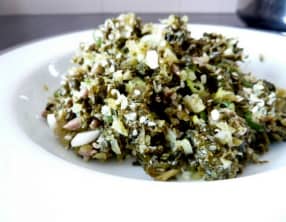 Salade chou kale cébettes aux graines