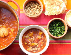 Soupe aux pois chiches, potimarron et citrons confits