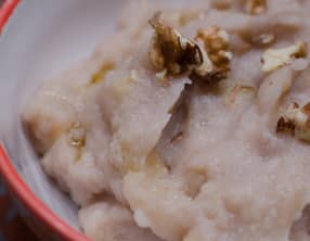 Purée de céleri rave, aux pommes et aux noix