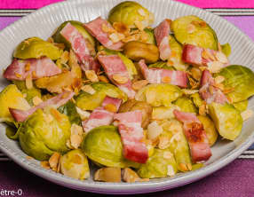 Poelée de choux Bruxelles aux châtaignes et amandes