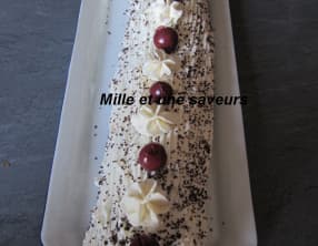 Bûche forêt noire mascarpone
