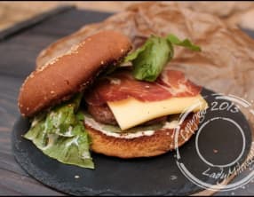 Burger montagnard bœuf et raclette