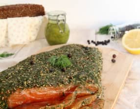 Saumon façon gravlax mariné au gin et au genièvre