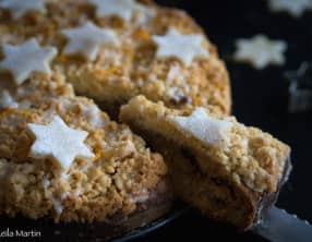 Crazy Streusel de Noël aux fruits confits, épices, agrumes et pâte d’amande