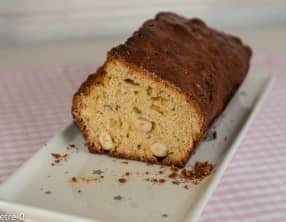 Cake au miel et aux noisettes