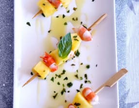 Brochettes crevettes et ananas
