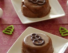 Mousses chocolatées coeur meringues