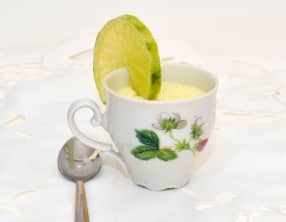 Panna cotta au citron vert et parfum de menthe de Gordon Ramsay