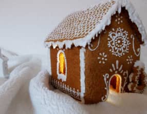 Maison de Noël en pain d'épices