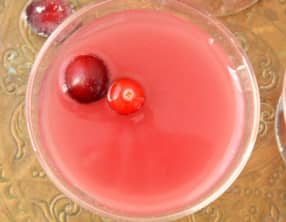 Cocktail sans alcool au litchi et à l'eau de rose