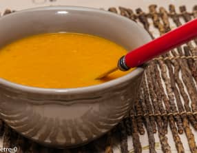 Soupe de potimarron au gingembre et bacon