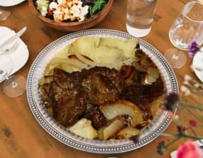 Foie veau, génisse aux oignons