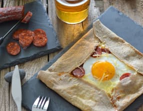 Galettes de sarrasin au chorizo, Comté et oeuf