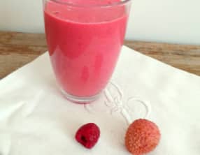 Milkshake framboise litchis à l'eau de rose