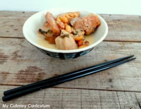 Sauté de porc aux cacahuètes et ananas