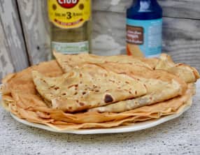 Crêpes à la fleur d'oranger et au rhum