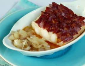 Cabillaud en écailles de chorizo et fenouil poêlé au miel