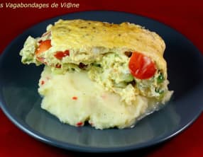 Purée parfumée et omelette courgette-tomate en sachet