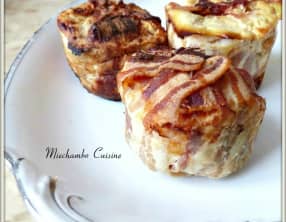 Pommes de terre lardées aux champignons de Paris et vin blanc