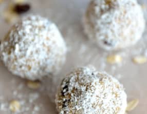 Bouchées de flocons d'avoine, coco et cranberries