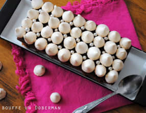 Gâteau au chocolat meringué