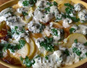 Tortilla de pommes de terre persillées au bleu d’Auvergne