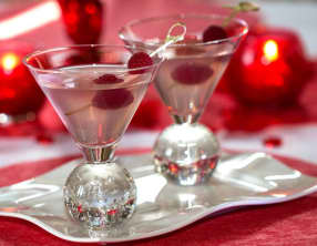 Cocktail rhum coco au jus de grenade