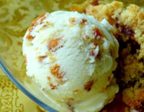 Glace au miel et pignons sans oeufs