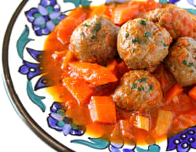 Boulettes de viande sauce aux légumes