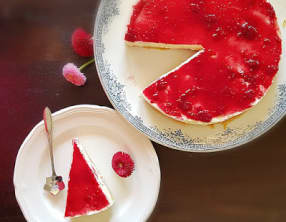 Cheesecake framboise au yaourt de brebis sans cuisson